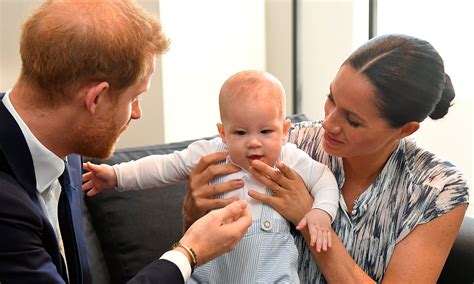 She didn't ask about prince andrew. Prince Harry's special Oprah suit has sweet connection to ...