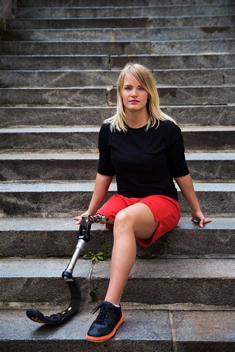 Chasseurs de femmes nues sous les jupes. Cette artiste a photographié les 500 plus belles femmes du ...