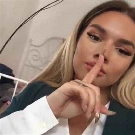 Aber wird sie nun ein wie sieht shirin david eigentlich ungeschminkt aus? Youtuberin Shirin David spielt grenzwertigen Eifersuchts ...