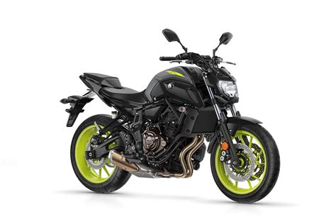 Where sportsbikes grab headlines on track, it is the middleweight class that sees big sales and of late there. Yamaha MT-07 - 2018 model - MOTOR City Amsterdam