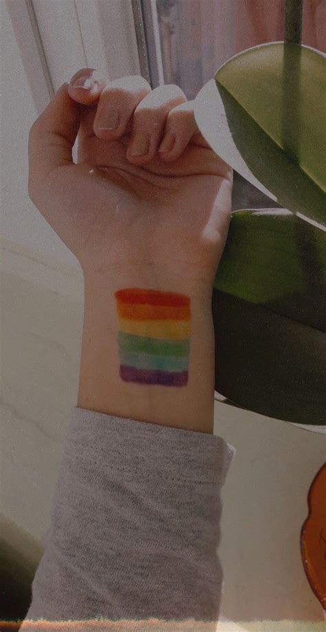 Auch der römische und der julianische kalender kennen den 17. Pin on LGBT