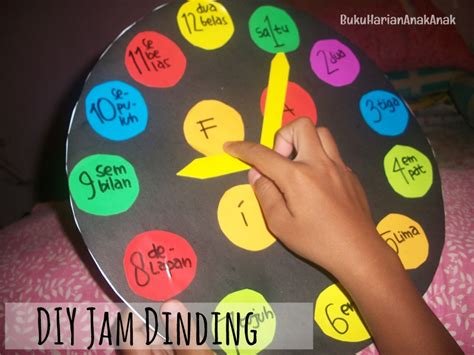 Berbeda dengan jam tangan, jam badan jam biasanya terbuat dari bahan logam ataupun plastik. Buku Harian Anak-Anak: DIY Jam Dinding untuk Belajar Angka ...