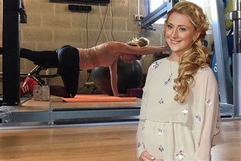 Cycling's golden couple laura and jason kenny are expecting their first baby, and they shared the news in a series of adorable instagram posts. Olympian Laura Kenny unveils incredible post-baby bod | OK ...