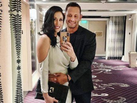 Vicky nguyen children & ages: Kristen Crowley Bio, Marriage, Husband, Children, Salary ...