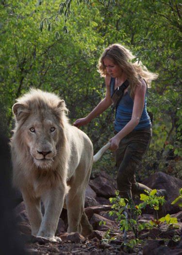 Mia e il leone bianco streaming. Mia e il leone bianco, la recensione - Movieplayer.it