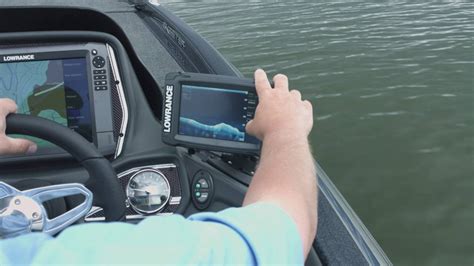 The lowrance elite 7 ti fish finder is a sleek device in its charcoal gray body. Lowrance Elite Ti DownScan and StructureScan - YouTube