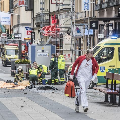 Följ de senaste nyheterna om svenska dagbladet. Svenska Dagbladet on Twitter: "SvD:s fotograf Tomas ...