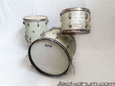 Supreme drum set in hand supreme pearl. 40's/50's vintage LUDWIG WFL WHITE MARINE PEARL drum set ...