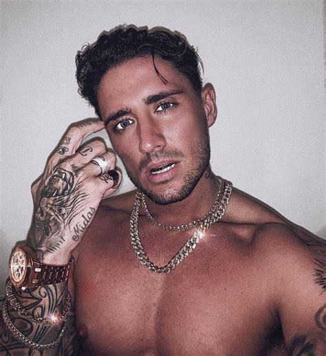 Tiny teddy from the ot. Is The Challenge's Kailah Dating Stephen Bear? | BINJ.IN