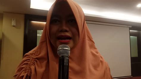 Berikut ini adalah contoh mc dalam acara tahlilan yang biasa berlangsung di tengah masyarakat muslim indonesia. Contoh Mc Acara Natal : Contoh Naskah Mc Acara Seminar ...