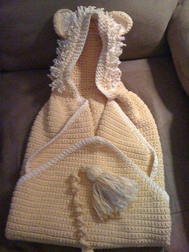 Enjoy a wide range of free knitting and crochet patterns to help you transform your yarn stash into cosy cardigans, charming children's toys and chic home decorations. Hooded lion baby towel. free pattern | Crochet baby ...