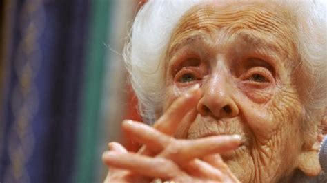 Tutti dicono che il cervello sia l'organo più complesso del corpo umano, da medico potrei anche acconsentire. Le frasi più celebri di Rita Levi Montalcini