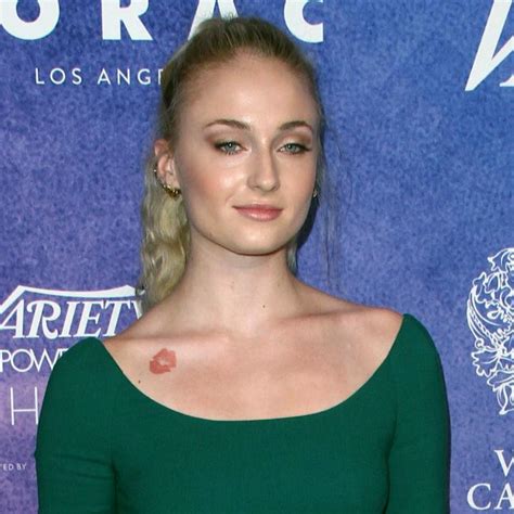 Like most people, she wants to share life events on the 'gram, but as a. Sophie Turner's wolf tattoo is fake