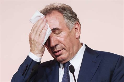 S'il est perçu par une majorité de français comme honnête et sympathique, françois bayrou peine à se montrer dynamique et rassembleur. François Bayrou : nouvelles accusations, l'étau se ...