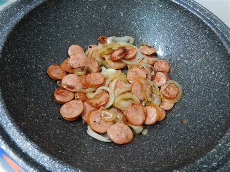 Bay view pickled polish sausage, two jars. Kielbasa & Onions | Thailand 1 Dollar Meals