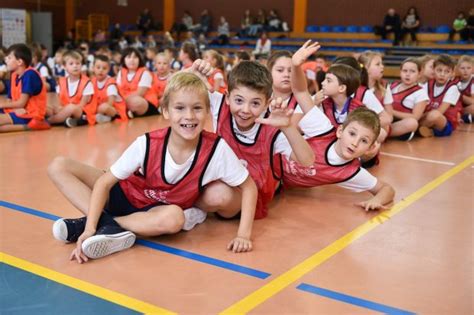 Rozważa magdalena jóźwik cóż mamy czynić, abyśmy wykonali dzieła boga? Lekkoatletyka dla każdego! W zawodach wzięło udział około ...