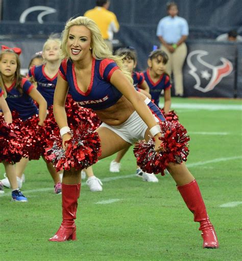 Their coaching staff was headed by dom capers , who previously coached the expansion carolina panthers when they debuted in 1995. TexSport Publications: Houston Texans cheerleaders add to ...