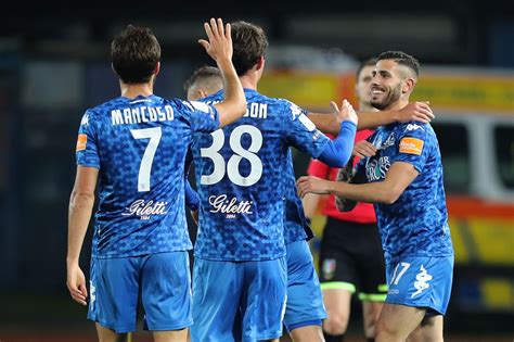 Empoli vs cosenza compare over 30 bookmaker odds for free at oddsmax.com. Empoli-Cosenza, Tutino prima volta da ex. E c'è anche La Mantia