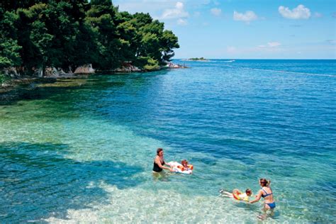 Zelena laguna is a super equipped campsite offering all kinds of activities and programs for children and parents, while at the same time managing to preserve the. De Stranden Van Porec; Van Kiezelstranden Tot Rotsstranden