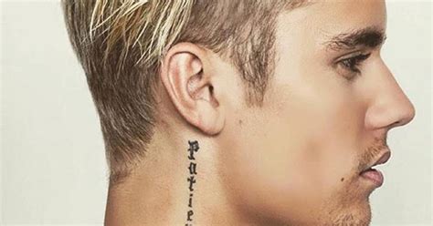 Justin bieber se tatúa el cuello 'paciencia' / justin bieber is tattooed neck 'patience'08 de abril 2014. "Patience" tattoo on Justin Bieber's neck.