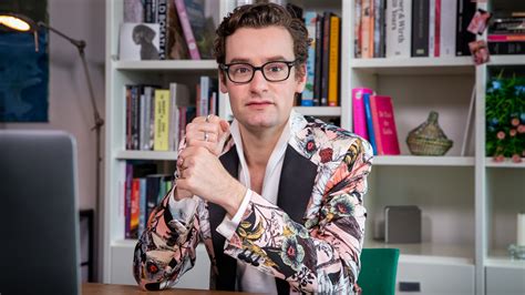 Om de 10de druk van #confettiregen te vieren ga ik komende vrijdag om 11uur signeren bij @scheltemaboek! Ellie Lust vertelt Splinter Chabot welke zin haar altijd ...