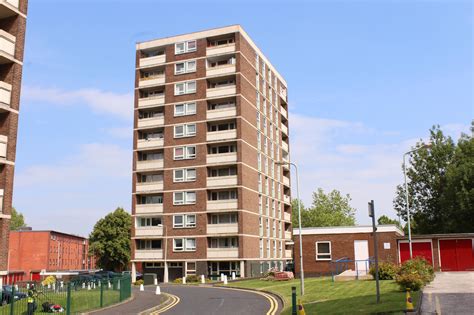 1 bedroom flats to rent. Whitegates Wolverhampton 2 bedroom Flat Let Agreed in ...