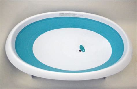 Simple, good size baby bath that i'm confident with grow with us past the newborn stage. Boon Bathtub review | Kid Magazine