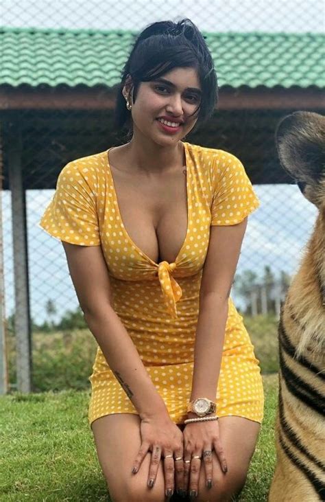 India is quite conservative so most indian girls dress relatively modestly. Clevevale - Cleavage | Clεvεvλlε ღ in 2019 | Indian beauty ...