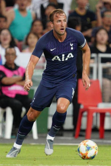 Tottenham hotspur trikot set kindergröße away nike 2017/18. Auf dem Platz: Tottenham Hotspur 19-20 Auswärtstrikot ...