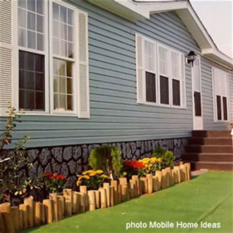 It can inspire amazing mobile home skirting ideas that will make your mobile home beautiful to behold. 9 Mobile Home Improvement Ideas That You Can Do!