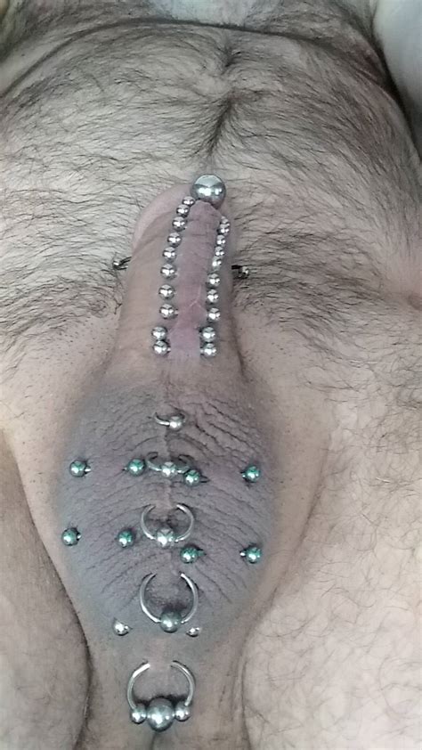 If you never learned to make a jacob's ladder string figure as a kid, it's not too late! Jacob's Ladder (Shaft) Piercing Pictures | Body Piercing Hub