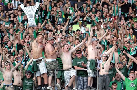 Lees wie andere bezoekers hun favoriete voetballer aller tijden vinden en bekijk de clubexperts. Sv Ried Fans : 27 02 2016 Sv Ried 1912 Fans Facebook ...