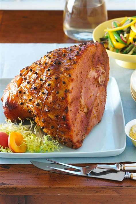 These mouthwatering pork racks topped with a spiced pear chutney are the perfect main dish for your holiday dinner. 23 Déc. 2020 — List Of Easy And Delicious Recipes Ideas ...