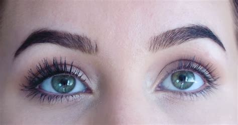 Check spelling or type a new query. How To Keep Your Eyelashes Curled Without Waterproof Mascara