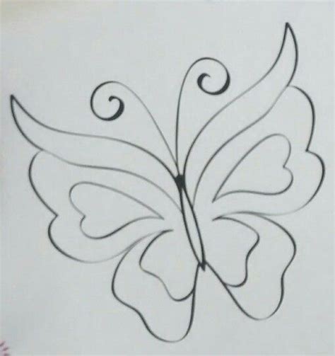 Add two symmetrical top wings. Butterfly. Lovely. Colour it ! in 2020 | Quilting designs ...