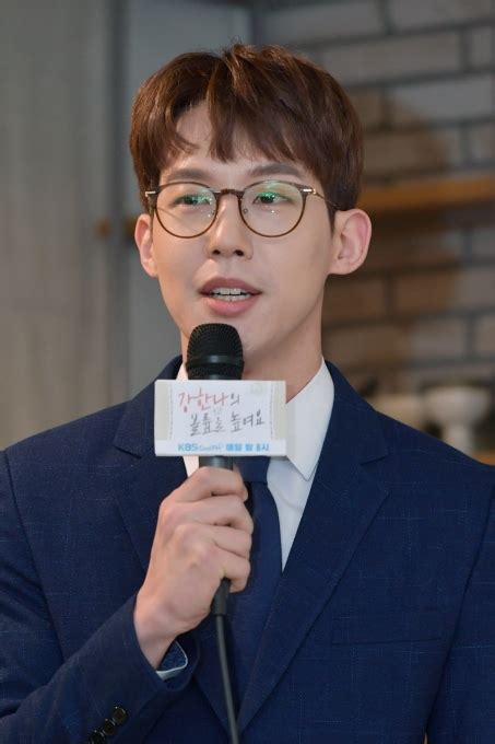 개 발사 - 실시간 검색어 : 이재성 아나운서
