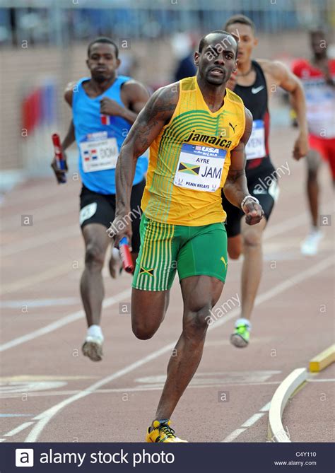 Последние твиты от penn relays (@pennrelays). Jamaica's Sanjay Ayre runs in the 4x400 relay at the 2011 ...