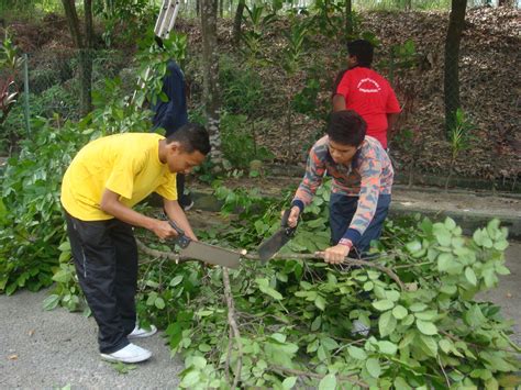 Sekolah menengah kebangsaan pasir gudang 3: SMK PASIR GUDANG 3: Gotong-Royong Perdana Perayaan Hari ...