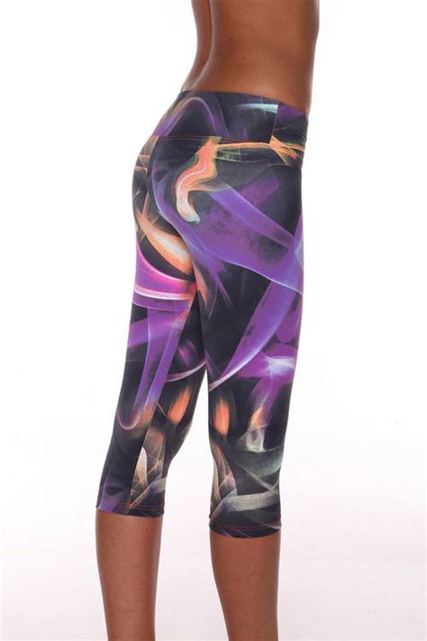 Sorry, het lukte ons niet om deze listing te vertalen naar het nederlands. Space Haze Print 3/4 Tight - Purple by Blockout | Leggings ...