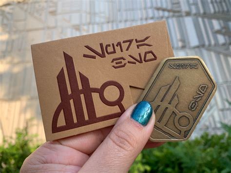 Galaxy's edge in hollywood studios! Best Souvenirs Under $10 from STAR WARS: Galaxy's Edge