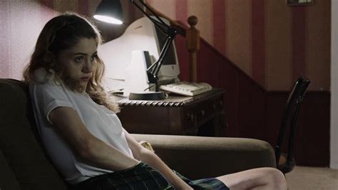 Сьюзан блеквелл, алиша боэ, донна чамплин и др. Yes, God, Yes Trailer: Natalia Dyer Comes of Age in SXSW ...