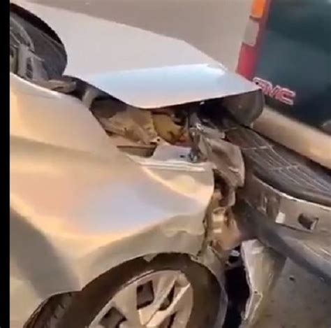 .في السعودية زارا البلوشي جدلاً حول هوية طليقها الذي انفصلت عنه بعد زواج دام نحو شهر. أول فيديو بعد حادث زارا البلوشي وريماس منصور | صحيفة ...