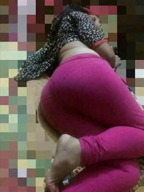 Desi mms indir, desi mms videoları 3gp, mp4, flv mp3 gibi indirebilir ve indirmeden izleye ve dinleye bilirsiniz. Pin on 2017 Girls Back Photos, Desi Girls Back, Gaand ...