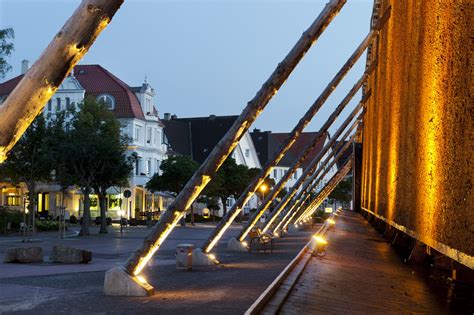 Überlegen sie vorab genau, wie. Bad Salzuflen_Gradierwerk_Dämmerung - Haus Mingers