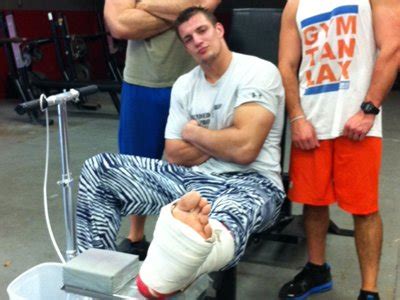 Once again, the star tight partied all night in a nightclub. Rob Gronkowski Paid Five Figures For Birthday Party ...