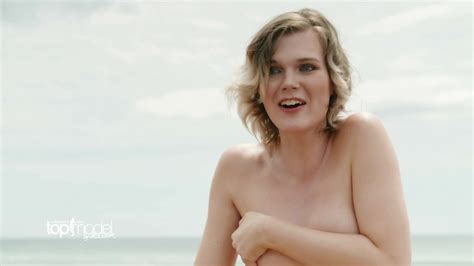 Germanys next topmodel 2017 model sedcard digitale fotographie model bilder starke frauen schöne menschen fotografen fotoshooting models. So selbstbewusst zeigen sich die Models beim Nacktshooting ...