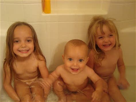 There is no need to place her in the bathtub on a day she's especially fussy. Abram & Ashley Ellsworth Family: Bath Time Fun!