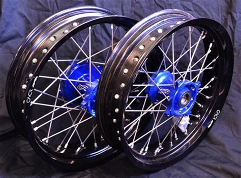 There are two approaches to powder coating spoked or laced rims on cars, motorcycles, and bikes. Must See, Must Have Motorcycle Wheels and Hubs from Rad ...