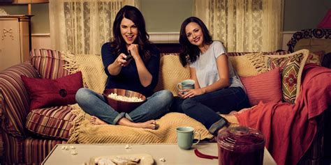 A drama centering around the relationship between a thirtysomething single mother and. Gilmore Girls: Every Single Pop Culture Reference In The ...