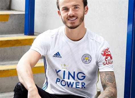 It also contains a table with average age, cumulative market value and average market value. Leicester City 2020-21 Adidas Away Kit | 20/21 Kits ...